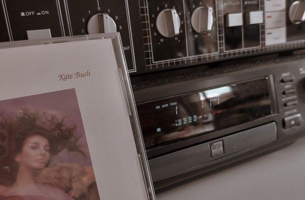 kate bush running up that hill nostalgia musicale music